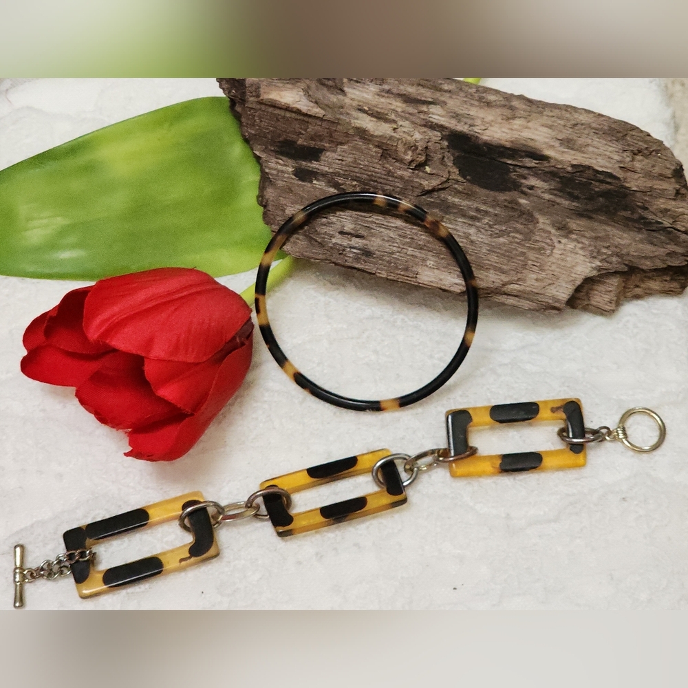 2 Vintage Tortoise Shell Pattern Plastic Bracelets - image 3